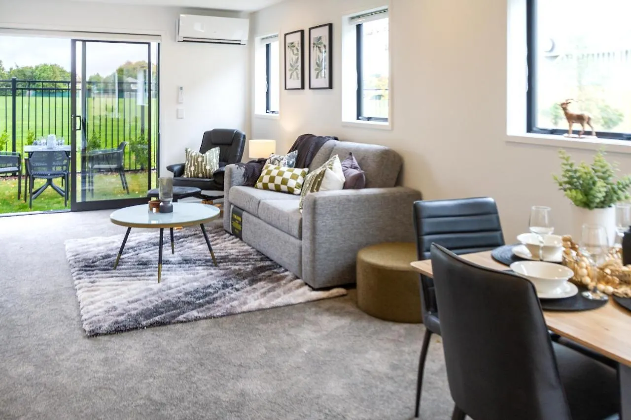 基督城Peaceful Park View Townhouse 2 Bed W/Carpark公寓 新西兰